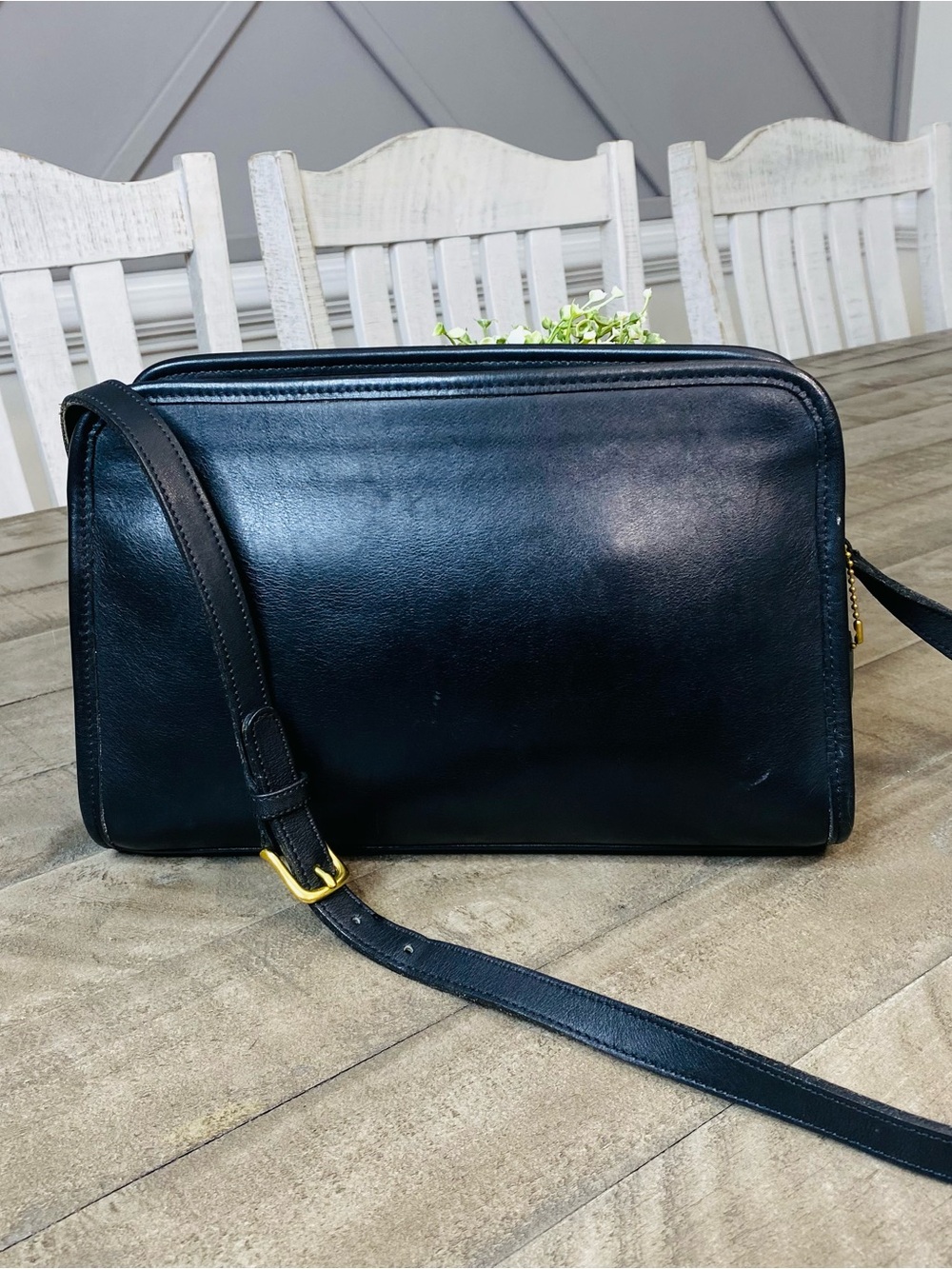 Vintage Coach Sutton Zip Bag Black Leather Crossbody Shoulder Bag 9814 USA